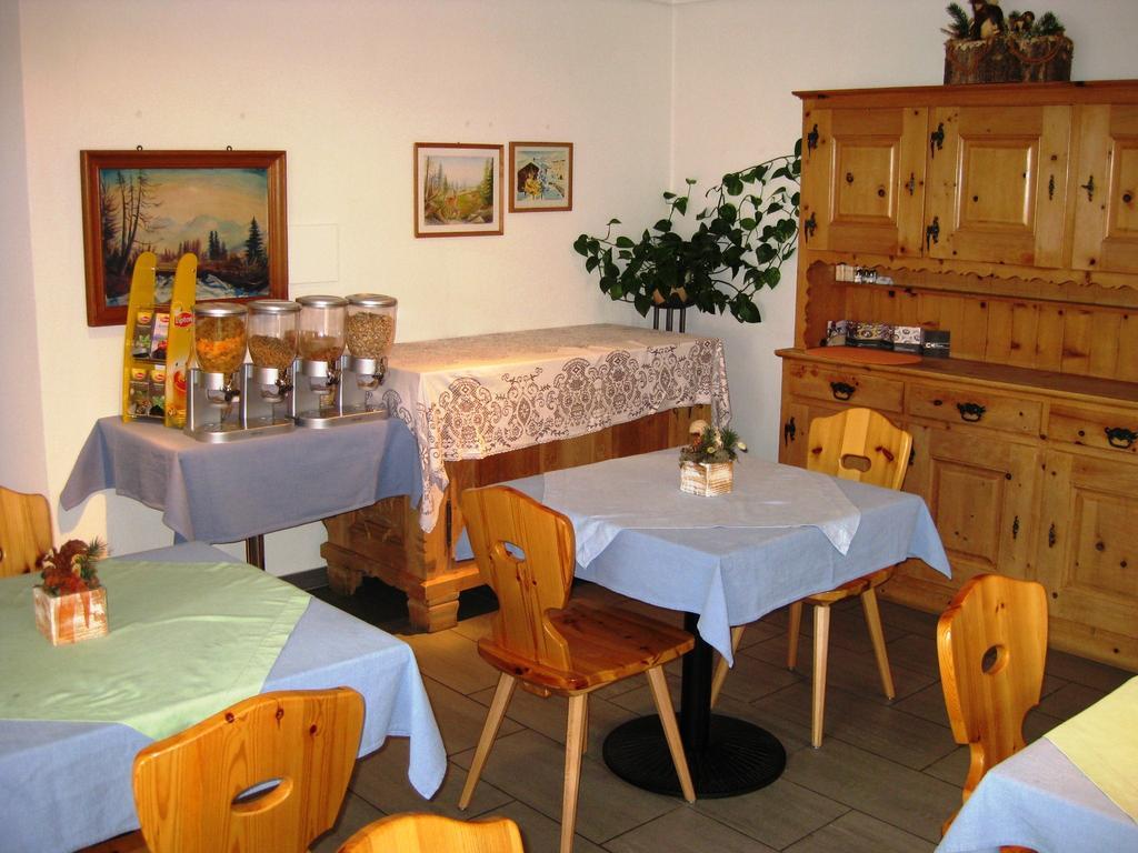 Hotel Pensiun Garni Plaz à Scuol Extérieur photo