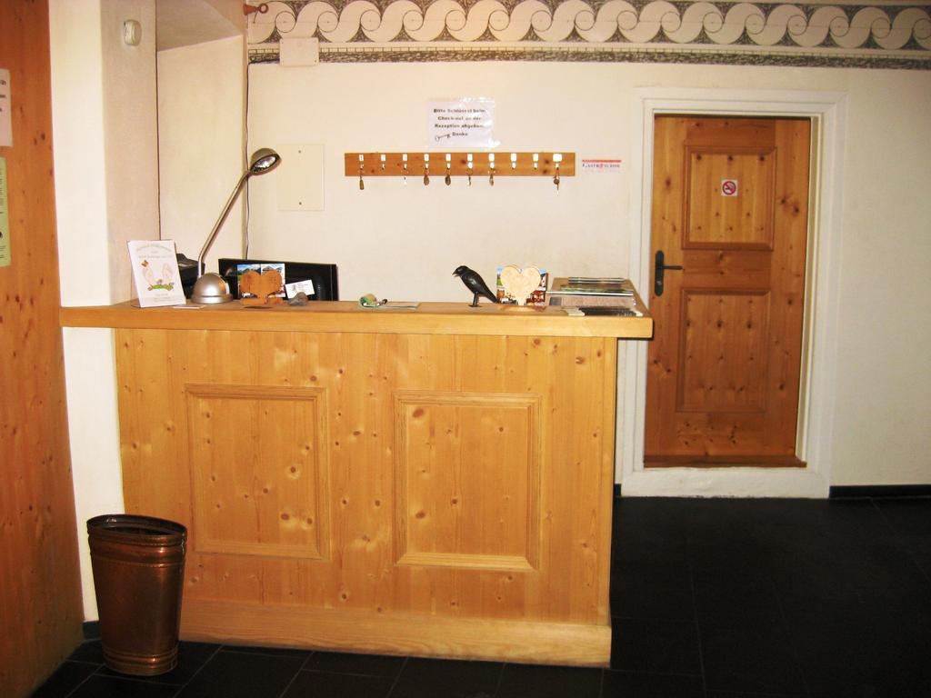 Hotel Pensiun Garni Plaz à Scuol Extérieur photo
