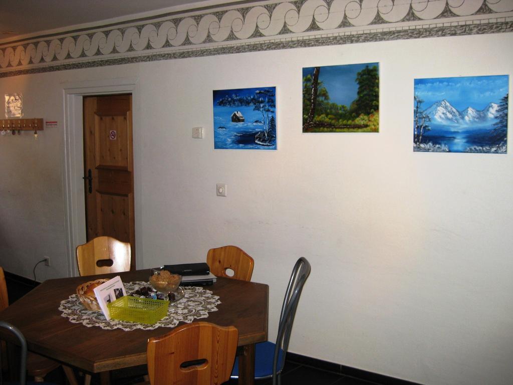 Hotel Pensiun Garni Plaz à Scuol Extérieur photo