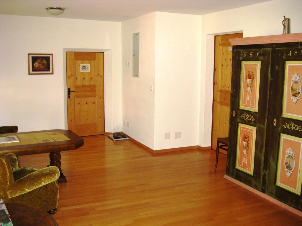 Hotel Pensiun Garni Plaz à Scuol Extérieur photo