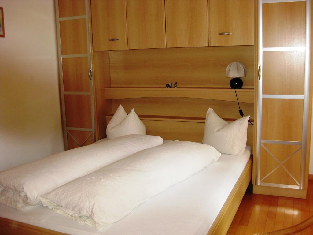 Hotel Pensiun Garni Plaz à Scuol Extérieur photo